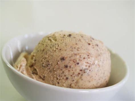 cinnamon-ice-cream-recipe-cdkitchencom image