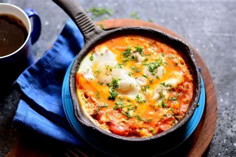 spicy-moroccan-eggs-recipe-archanas-kitchen image