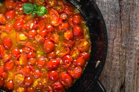 marinara-sauce-recipe-with-san-marzano-tomatoes image