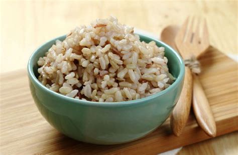 foolproof-oven-baked-brown-rice-recipe-sparkrecipes image