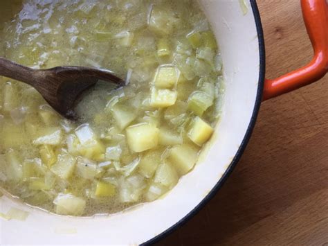classic-potato-leek-soup-a-deliciously-creamy image