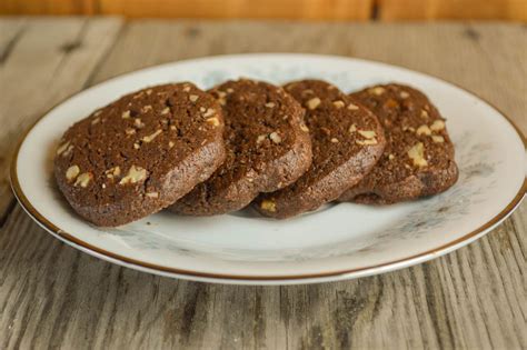 chocolate-nut-cookies-recipe-are-a-great-holiday-cookie image