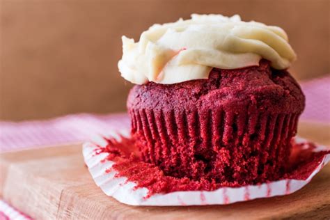 beet-red-velvet-cupcakes-with-cream-cheese-frosting image