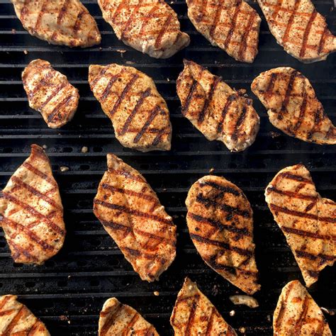 quick-and-easy-grilled-chicken-breasts-grillgrate image