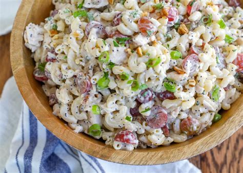 poppyseed-pasta-salad-with-chicken-and-grapes image