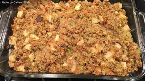 cornbread-stuffing-and-dressing image