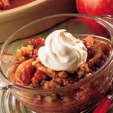 apple-rhubarb-crisp-recipes-pampered-chef image