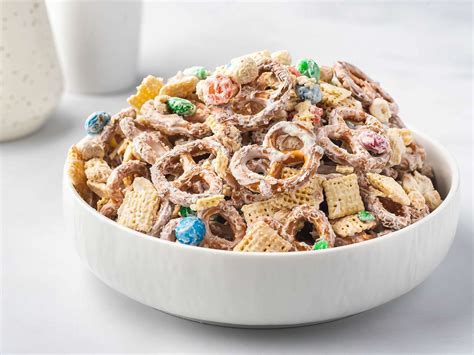 our-best-christmas-snack-mix image
