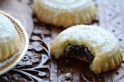 middle-eastern-date-filled-cookies-maamoul-tasty image