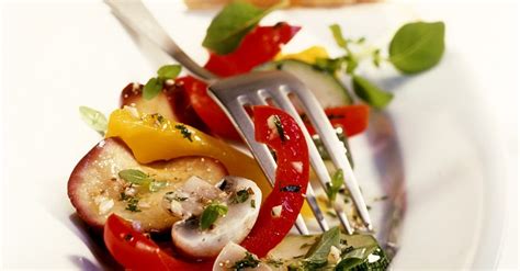 colorful-vegetable-salad-recipe-eat-smarter-usa image