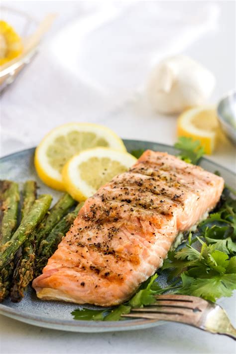 quick-and-easy-simple-simple-grilled-salmon-fresh image