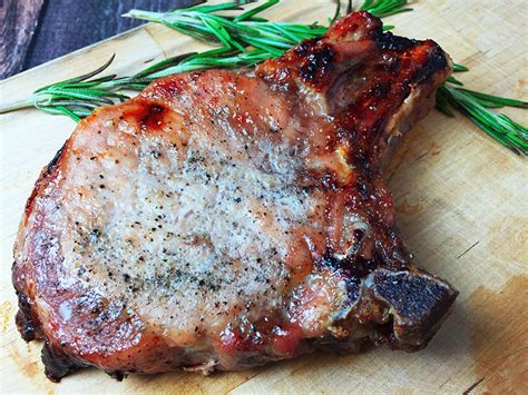 oven-baked-bone-in-pork-chops-recipeteacher image