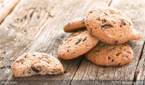fat-free-oatmeal-cookies image