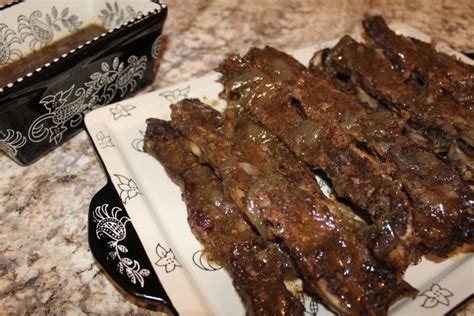 braised-flanken-beef-short-ribs-with-a-beef-onion-gravy image
