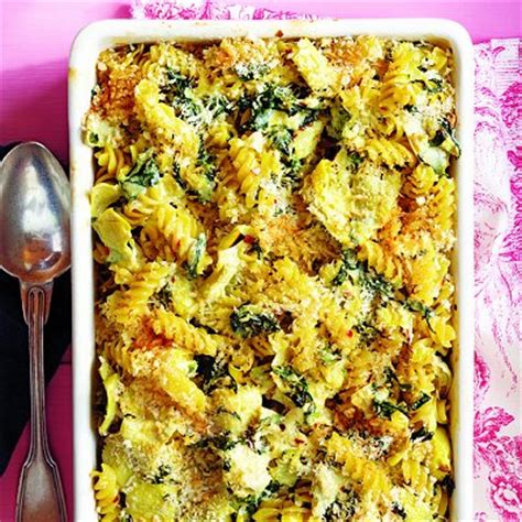 spinach-and-artichoke-baked-pasta-recipe-chatelainecom image