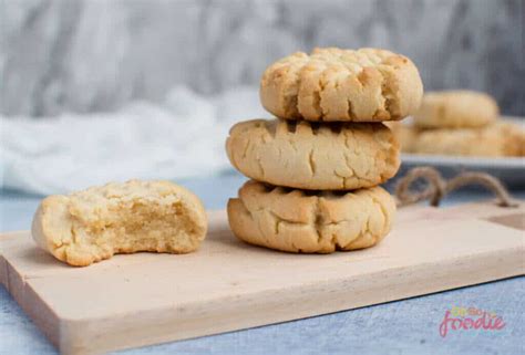 keto-butter-cookies-just-4-ingredients-oh-so-foodie image