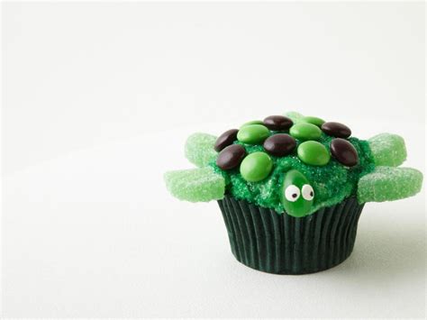 cutest-ever-animal-cupcakes-recipes-dinners-and-easy-meal image