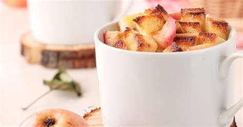 applesauce-bread-pudding-recipe-motts image