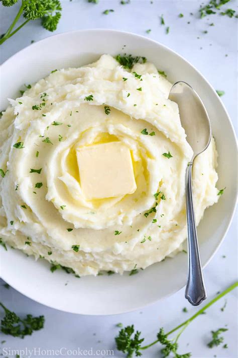 super-creamy-mashed-potatoes image