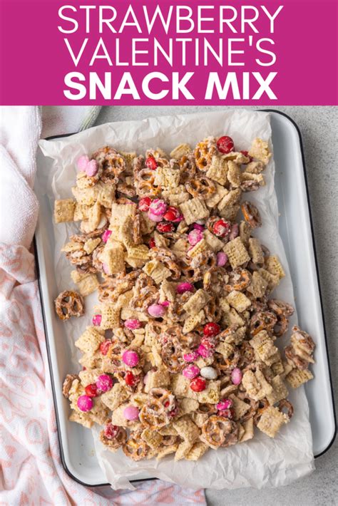 strawberry-valentines-snack-mix-mad-about-food image