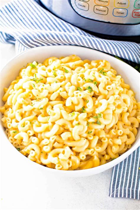 instant-pot-pressure-cooker-mac-and-cheese image