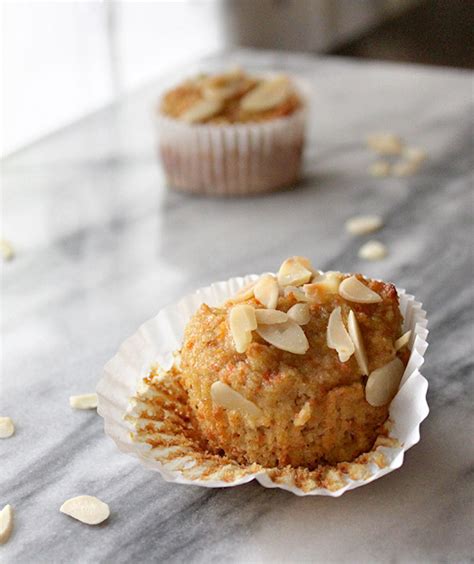 carrot-pulp-and-ginger-muffins-healing-and-eating image