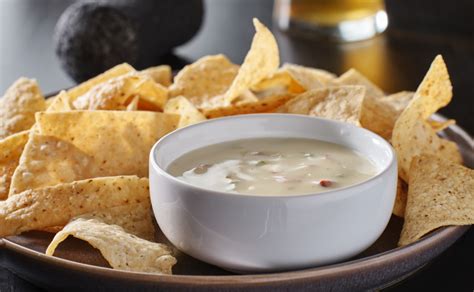 tiktok-restaurant-style-queso-with-video-parade image