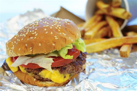 how-to-make-copycat-five-guys-burger-and-fries image