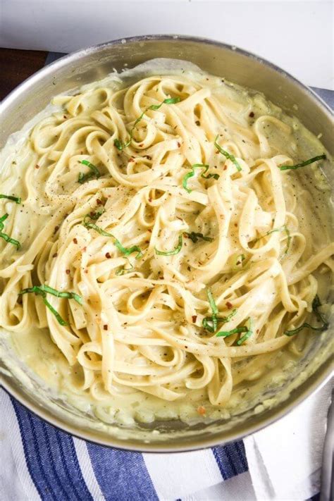 one-pot-creamy-garlic-pasta-vegan-fettucine-alfredo image