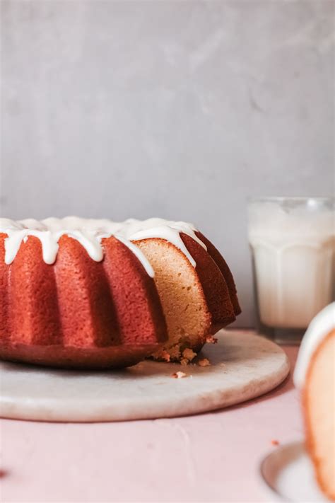 easy-cream-cheese-pound-cake-recipes-from-a-pantry image