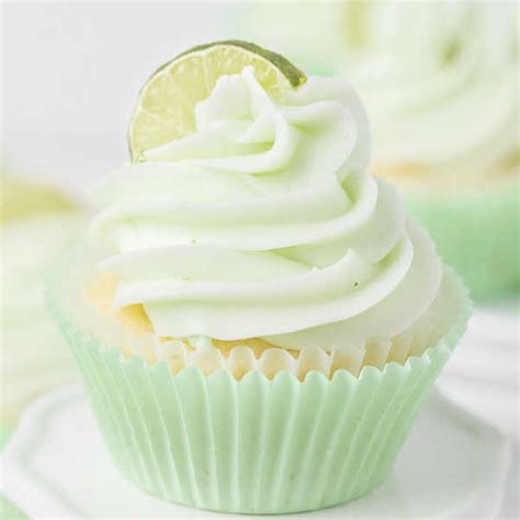 key-lime-cupcakes-easy-key-lime image