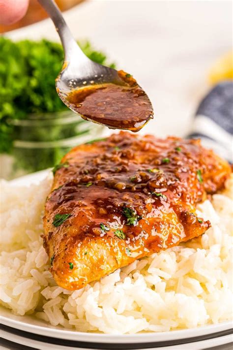 honey-garlic-chicken-30-minute-recipe-the-chunky-chef image