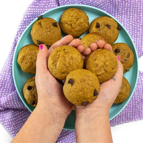 healthy-mini-pumpkin-muffins-for-toddler-kids-baby image