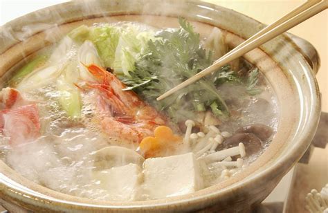 yosenabe-seafood-and-vegetable-hot-pot-recipe-the image