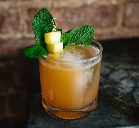 bourbon-pineapple-smash-cocktail-basil-hayden image