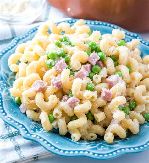 simple-pasta-with-peas-ham-and-cream-cooking-with image