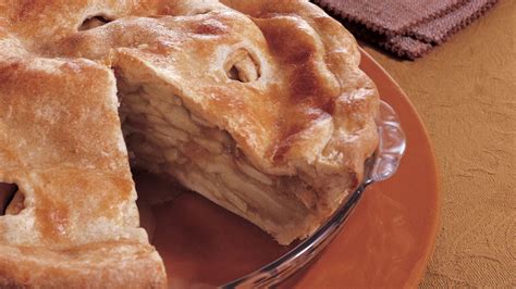 classic-double-crust-apple-pie-recipe-bon-apptit image