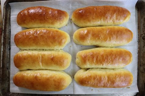 one-hour-hot-dog-buns-easy-hot-dog-buns-jenny image