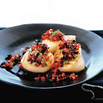 grilled-sea-scallops-with-tomato-black-olive-vinaigrette image