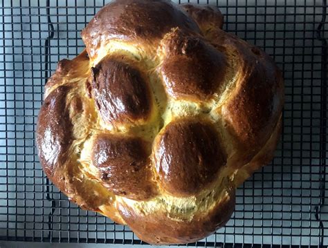 this-rich-challah-may-be-as-good-as-a-hug-from-mom image