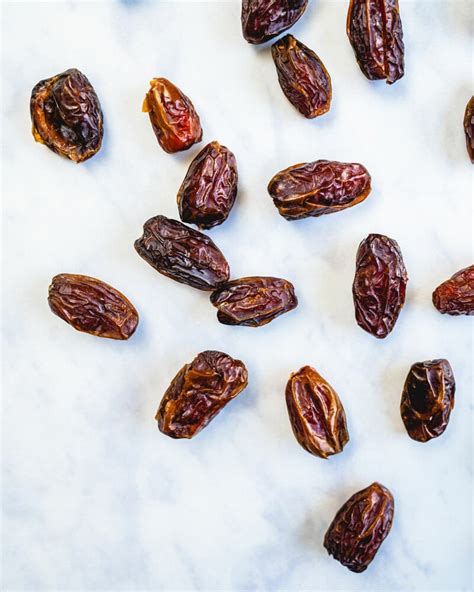 10-easy-medjool-dates-recipes-a-couple-cooks image