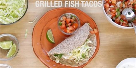 healthy-fish-tacos-recipe-baja-style-the-beachbody image