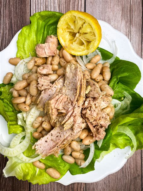 authentic-italian-tuna-and-white-bean-salad image