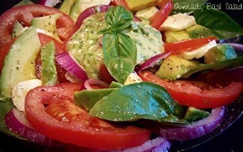 natashas-tomato-avocado-basil-salad-recipezazzcom image