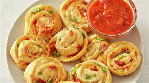 pizza-pinwheels-recipe-pillsburycom image
