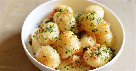 how-to-make-golden-potatoes-from-canned-potatoes image
