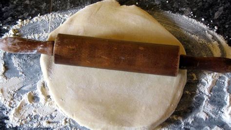 pte-brise-pie-crust-recipe-finecooking image