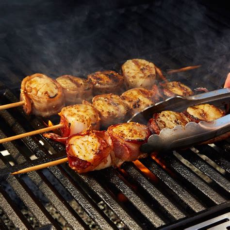 bacon-wrapped-scallop-skewers-grill-mates image
