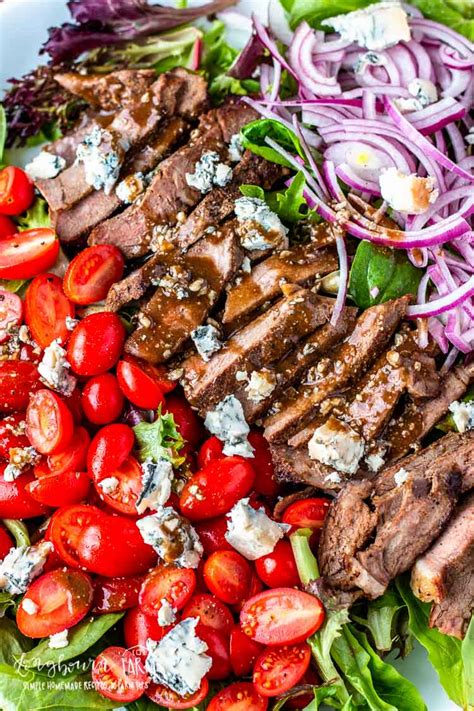 balsamic-steak-salad-recipe-with-blue-cheese image