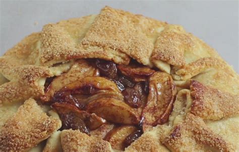 spiced-apple-and-raisin-one-crust-pie-recipes-delia image